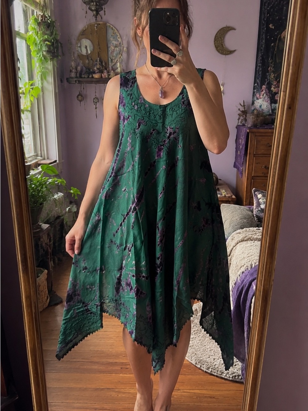 Green Tie-Dye Sleeveless Handkerchief Hem Dress